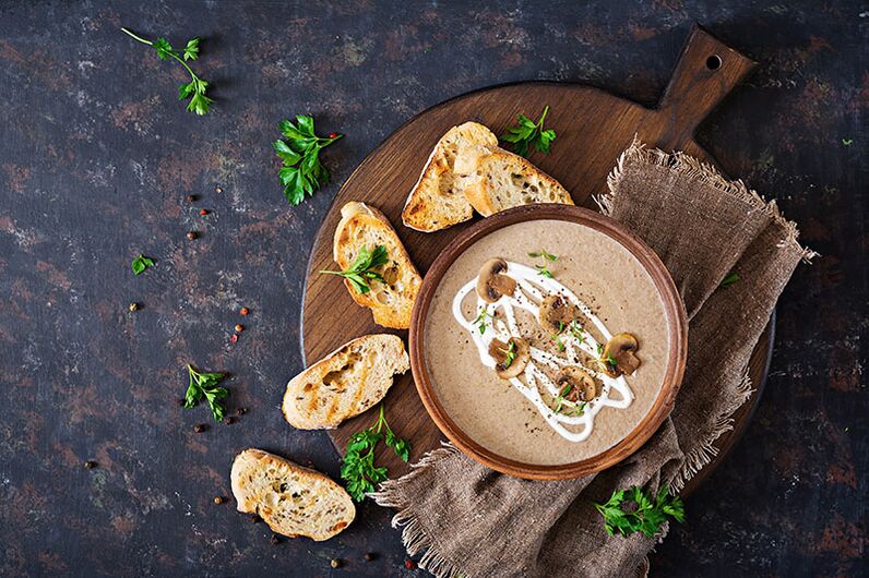 Mushroom puree soup - an aromatic dish for a healthy diet