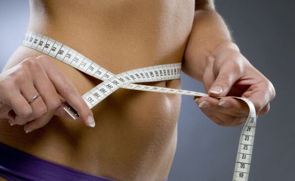 Losing 7 kg in a week thanks to diets and exercises, you can achieve pleasant shapes. 