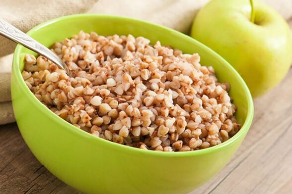 buckwheat porridge in a diet